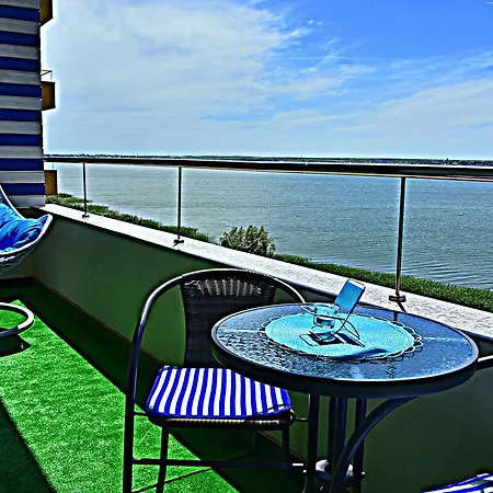 The Captain Apartament Mamaja