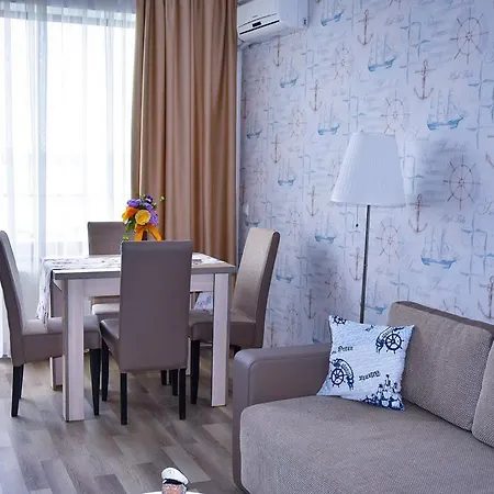 The Captain Apartament Mamaja