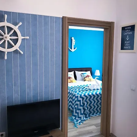 The Captain Apartament
