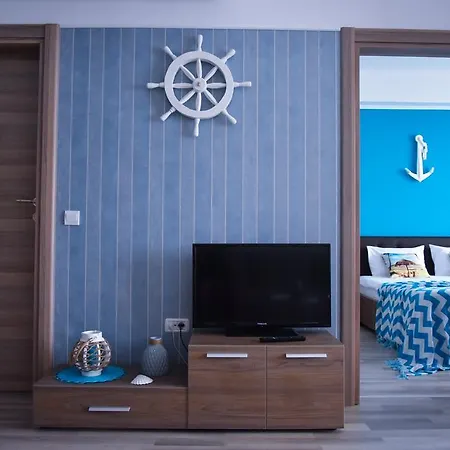The Captain Apartament *